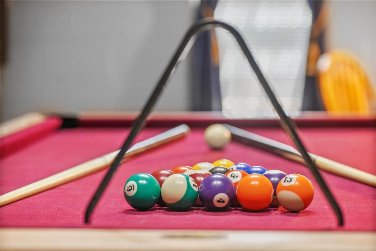 Long Lake Retreat- Hot Tub, Pool Table, Firepit Traverse City Bagian luar foto